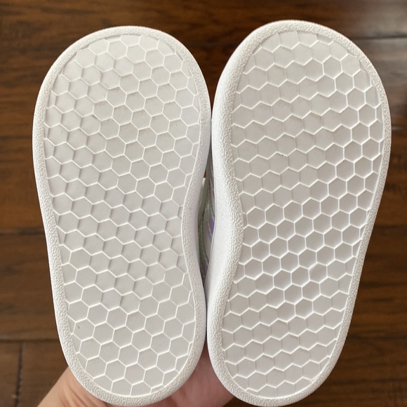 Toddler Adidas Grand Court Sneaker - Picture 4 of 5